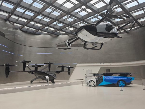 实探广州小鹏汇天“飞行汽车”，大湾区低空经济加速腾飞