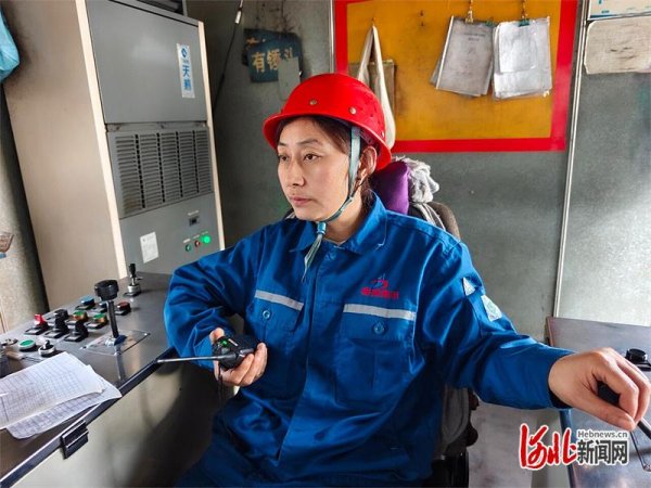 感恩奋进 双争有我丨磁县鑫盛煤化工有限公司推焦车司机张玉英：从普通女工到技术尖兵